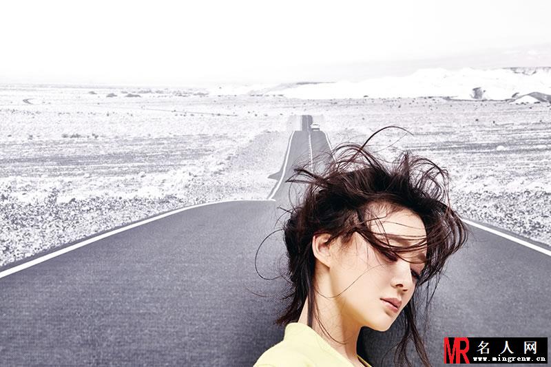 袁姗姗公路写真大片 独特视角尽显女神魅力(1)