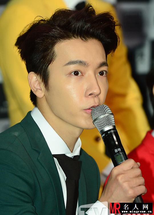Super Junior集体亮相 帅气逼人魅力依旧(1)