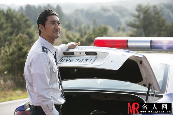 坏蛋必须死이상익Lee剧照(1)
