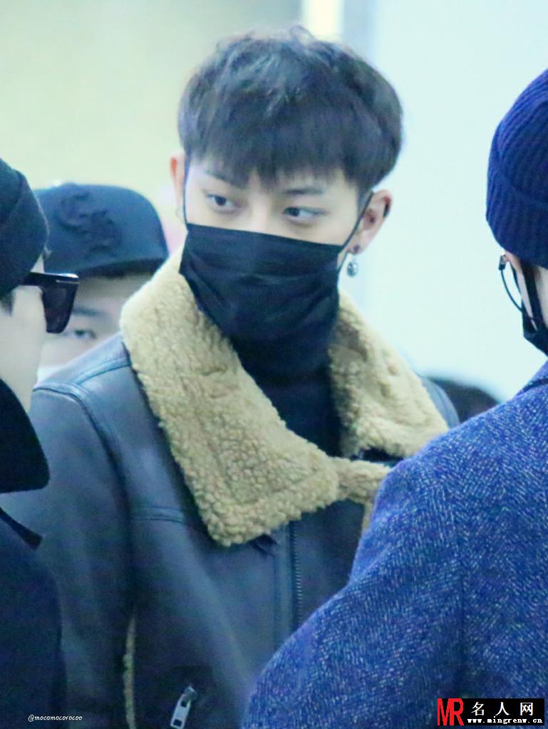 2014年11月EXO帅气亮相机场写真日本返韩黄子韬图片写真(1)