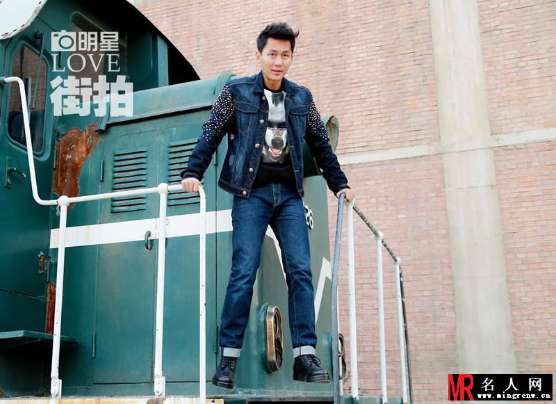 李晨明星爱街拍写真 展型男魅力(1)