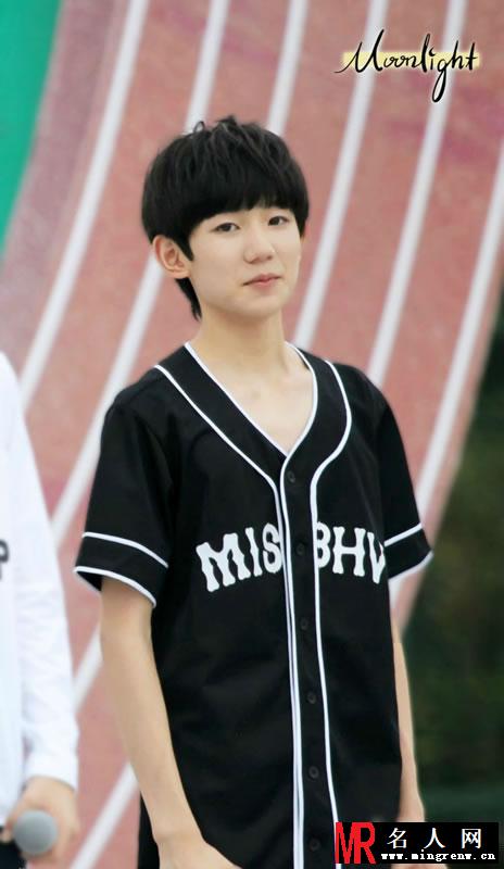 TFBOYS《我们一起来》热情观众火爆全场(1)