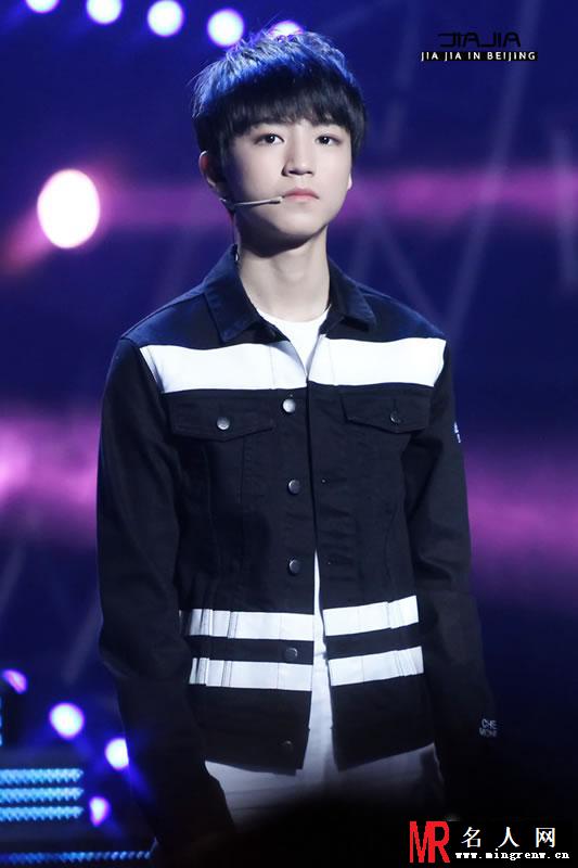 TFBOYS王俊凯《快乐大本营》现场(1)