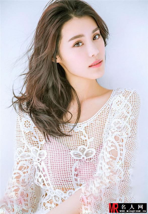 女星韩丹彤唯美写真 酥胸若隐若现(1)