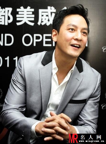 吴彦祖成都亮相 助阵凯迪拉克开业庆典 成大牌帅气新代言(1)