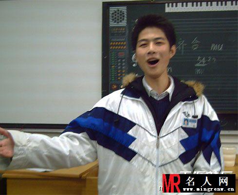 陈学冬黑料一锅端 偷狗整容傍小四(1)
