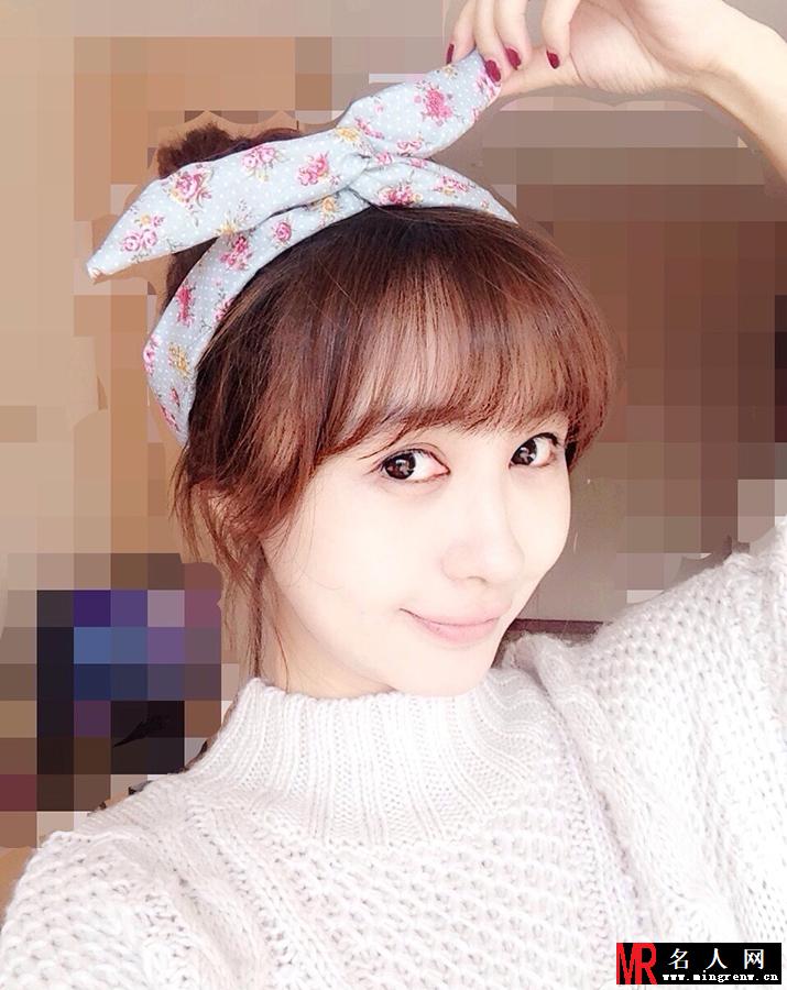 花儿与少年糊涂妹李菲儿海量私照曝光(1)