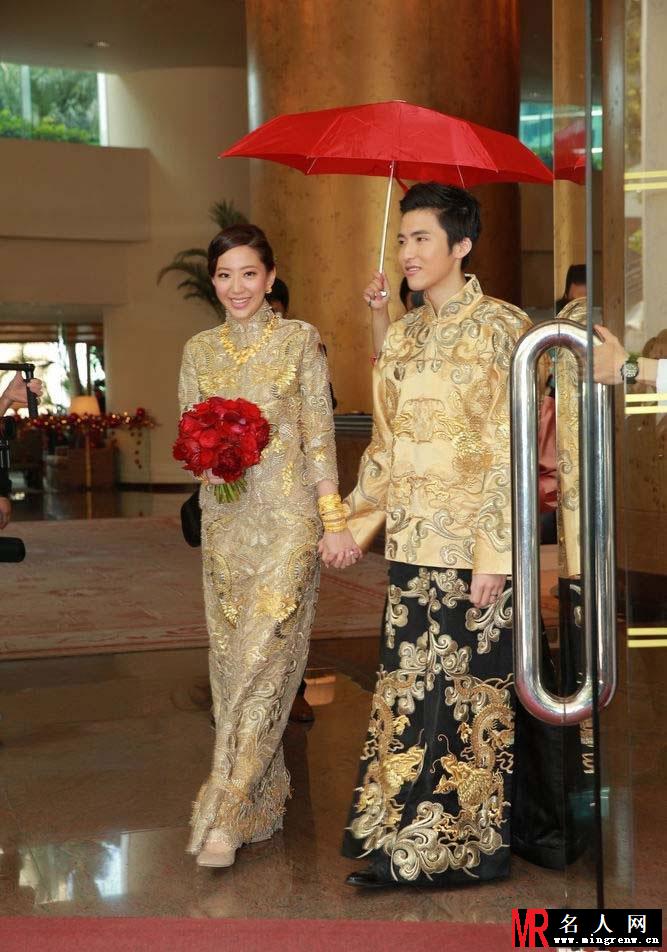 汪圆圆蔡加赞大婚 新娘挂金猪戴金镯子珠光宝气(1)