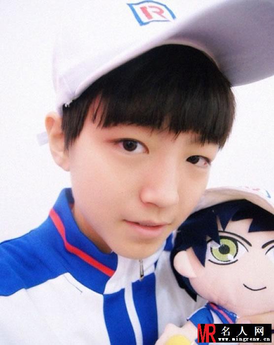 TFBOYS王俊凯2013年青涩生活照集(1)