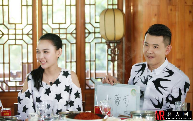 《明星美食地图》孙骁骁李响“情侣装” 带你游重庆美食(1)