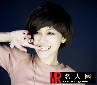 综艺天后小S发型盘点 风情俏佳人(1)