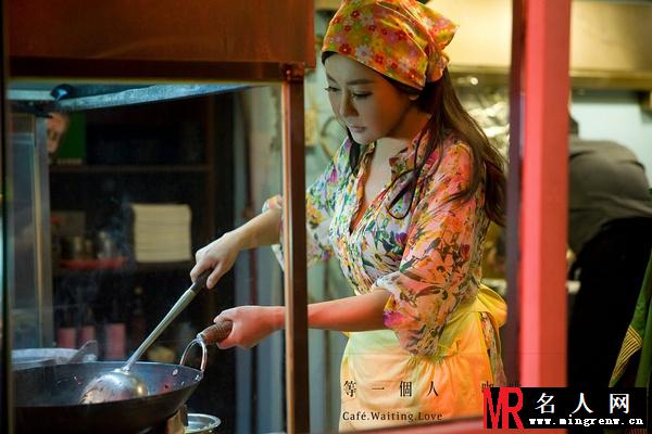 等一个人咖啡金刀婶剧照(1)