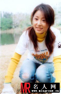 林心如1999年参加香港米埔环保植物活动现场图(1)