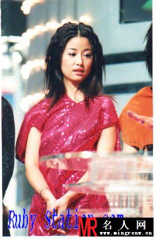 2000年香港劲歌金曲颁奖典礼 林心如获最佳新人铜奖(1)