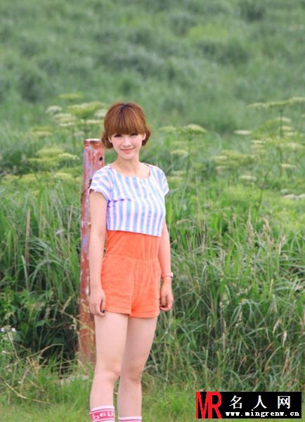 性感女神柳岩小清新甜美写真图片(1)