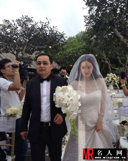 杨幂刘恺威婚礼现场直击 唯美婚纱照曝光(1)
