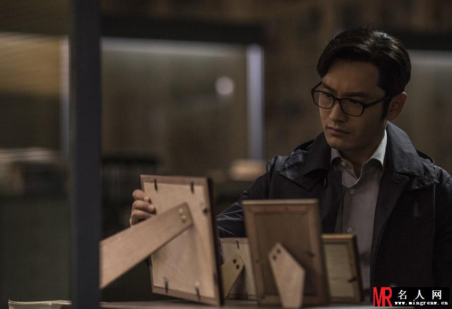 黄晓明排解负面情绪全靠放纵的吃(1)