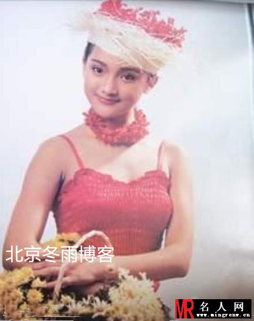 周迅罕见旧照 难掩清纯气质(1)