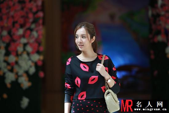 妈妈像花儿一样马丹娜剧照(1)