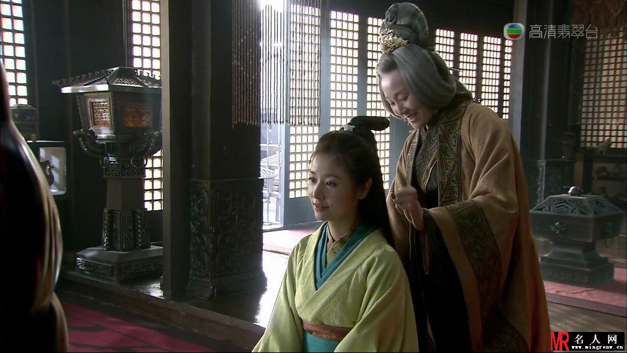 新版《三国》林心如剧照服装红衣香艳(图)(1)