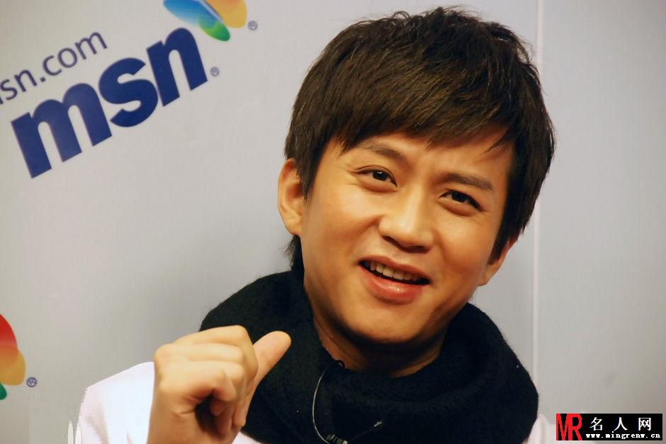 内地男演员戏疯子邓超做客MSN(1)