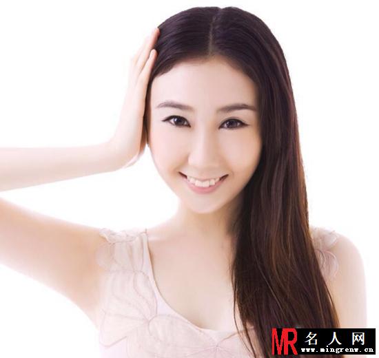 名嘴水均益女儿水亦诗私照 清纯动人继承父业(1)