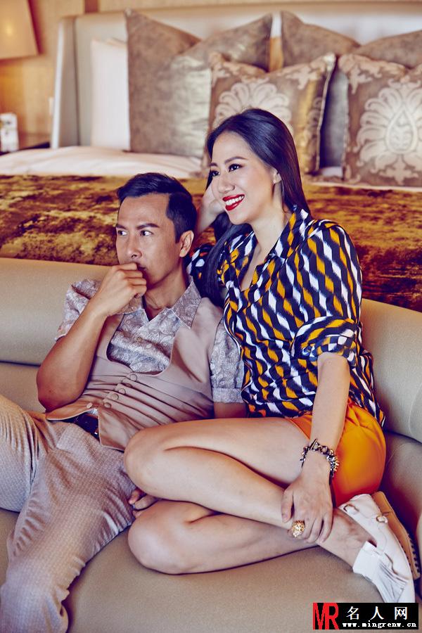 甄子丹携娇妻拍写真 夫妻恩爱令人羡慕(1)