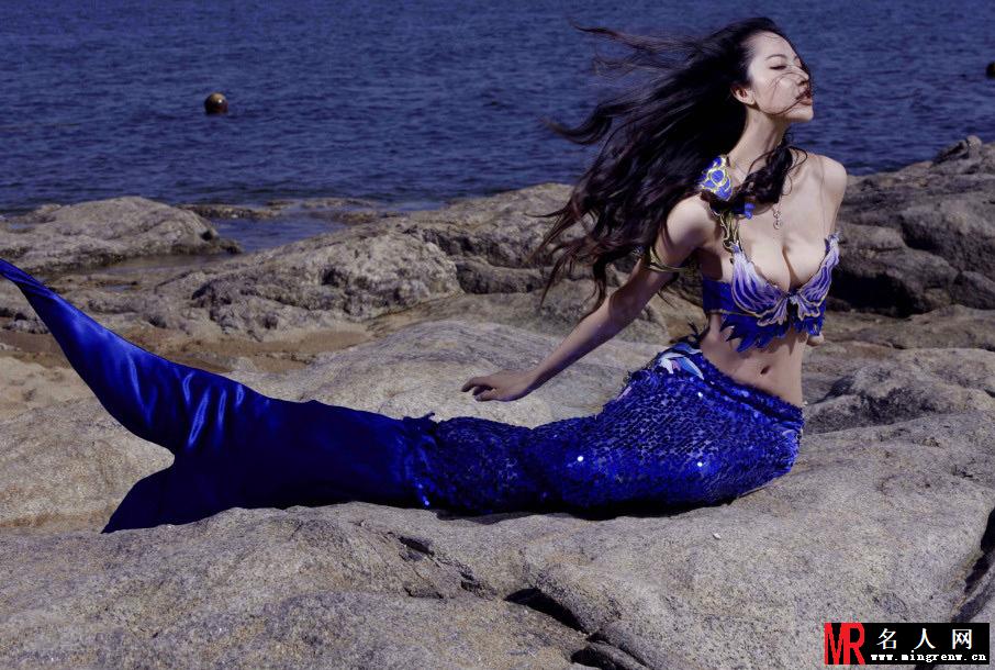 潘霜霜爆乳豪情写真 化身性感美人鱼(1)