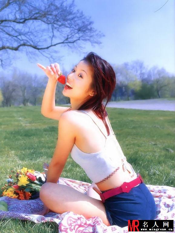 网爆林心如早期写真 炒旧饭自揭与林志颖分手内幕(1)