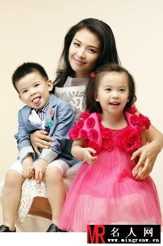 刘涛帅气儿子可爱女儿幸福温馨写真(1)
