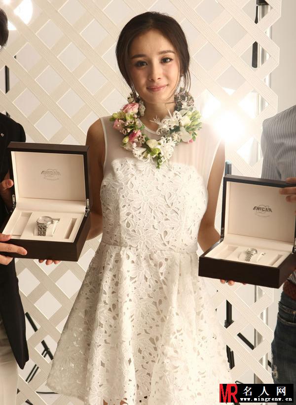 杨幂婚前采访现场照 宛如仙女谈求婚(1)
