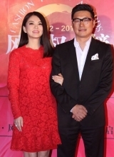 李湘与老公王岳伦甜蜜亮相 众女星爆乳抢镜(42P)