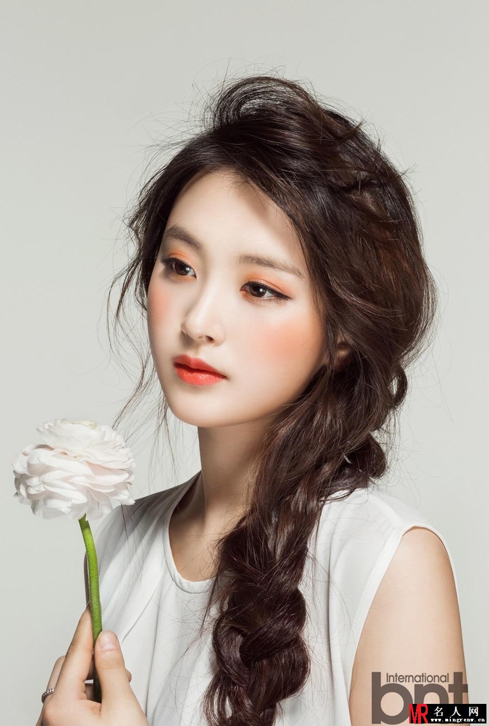 韩国美女魔术师 诱人性感写真曝光(1)