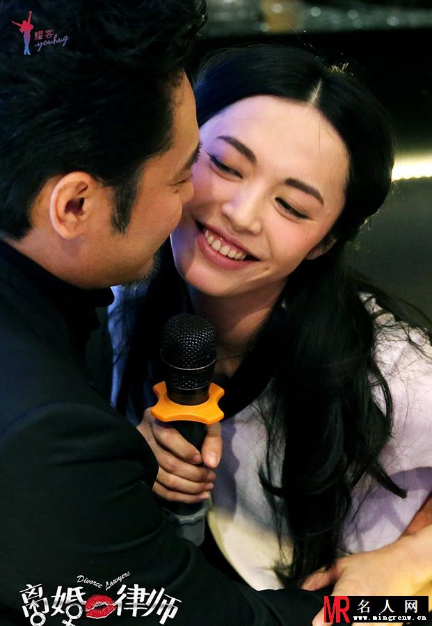 离婚律师吻戏集合 大嘴姚恋上络腮胡大叔(1)