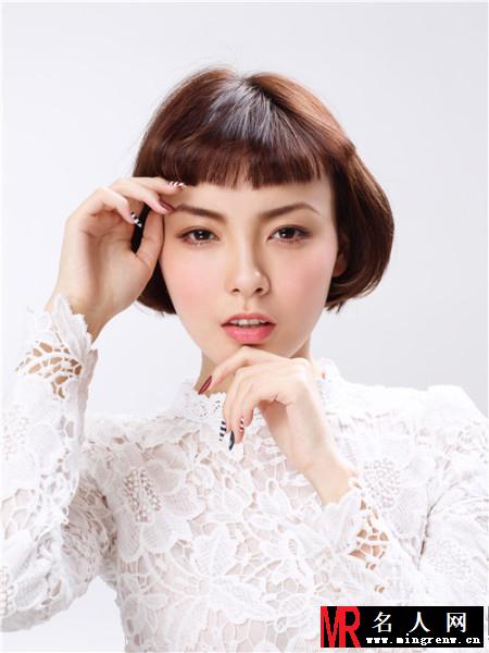 赵美彤破冰写真 深邃眼眸让人醉(1)