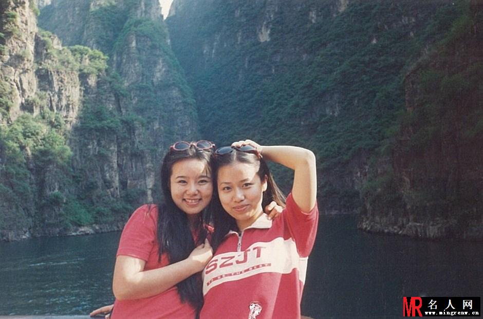 龚琳娜学生时代照片曝光 青涩摸样很美很清纯(1)