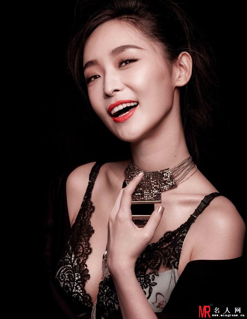 李曼性感写真大片 演绎女神与女战神(1)