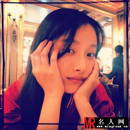 倪妮2014巴黎之旅生活照大合辑 释放烦恼享受自然的美丽(1)