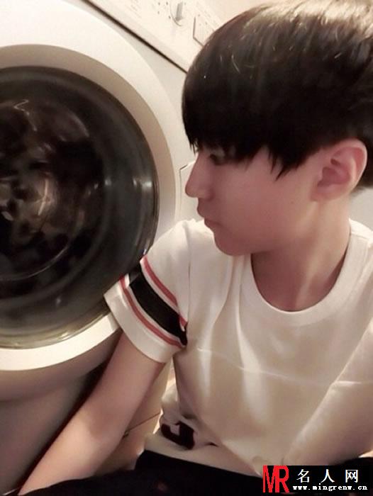 TFBOYS王俊凯2014年下半年帅气生活照集(1)