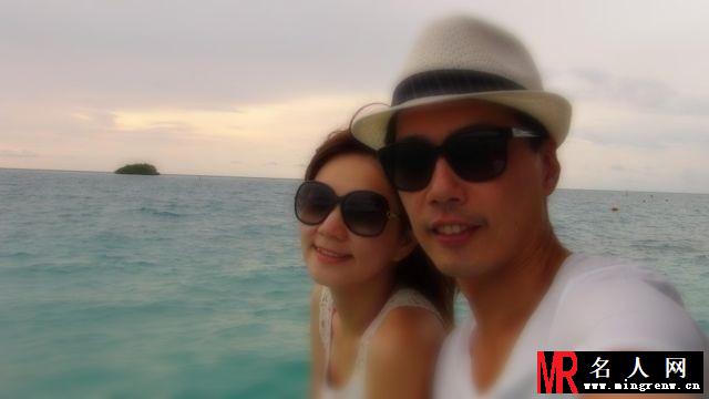 逗比夫妇欢乐多 Ella夫妇床上秀特技(1)