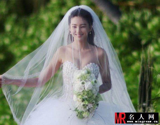 杨幂复古佟丽娅美艳 女星出嫁造型大pk(1)