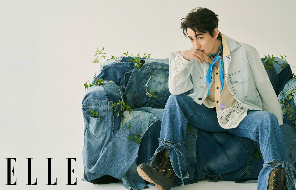 朱一龙登陆《ELLE》4月刊 释放暖男魅力(1)