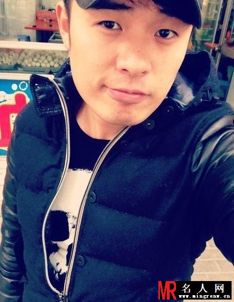 陈赫跑男卖萌照 2013生活照搞怪无底线(1)