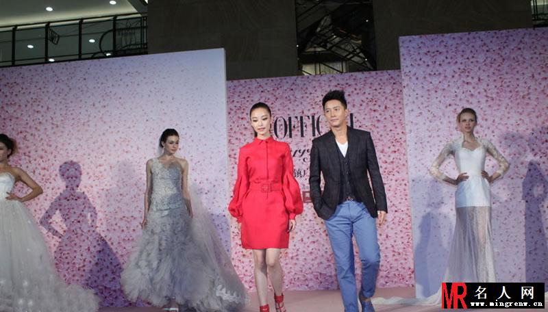 倪妮2013活动大图集第一弹 性感白礼服勾勒S身材(1)