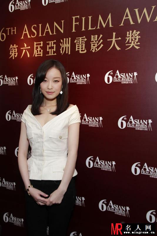 倪妮亚洲电影大奖汇总 长腿性感微笑迷人(1)