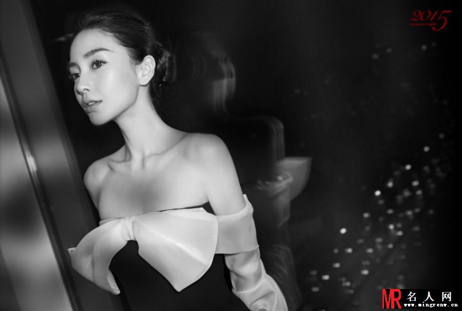 Angelababy黑白写真 精致面孔似赫本(1)
