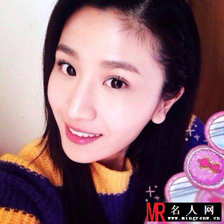 林芊妤自曝生活照 笑容甜美气质迷人(1)