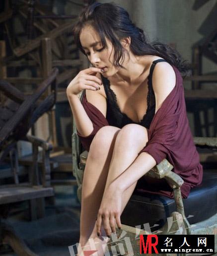 杨幂最新时尚先生写真 不一样的迷人感觉(1)