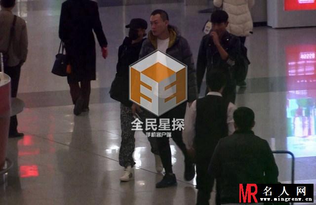 韩庚李冰玉恋情曝光 海岛爱相随秘密同居(1)