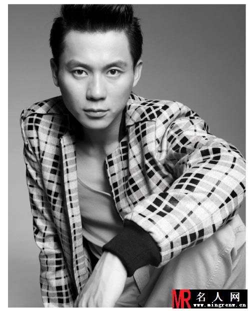 李晨陈思成拍摄《时尚芭莎》大片秒变劲酷男神(1)